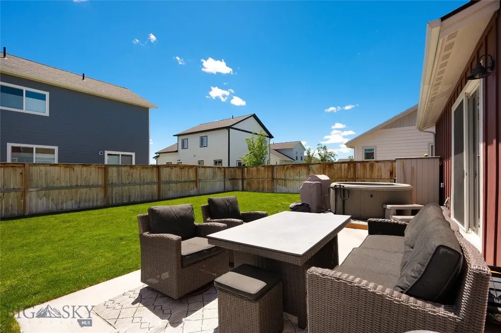 1502 Deadwood Loop Belgrade MT 59714