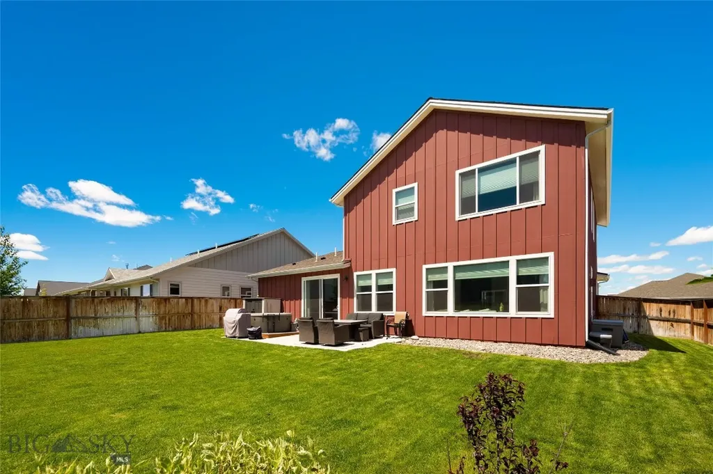 1502 Deadwood Loop Belgrade MT 59714