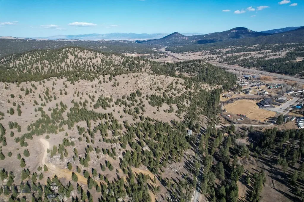 Tract A-2 Clancy Creek Road Clancy MT 59934