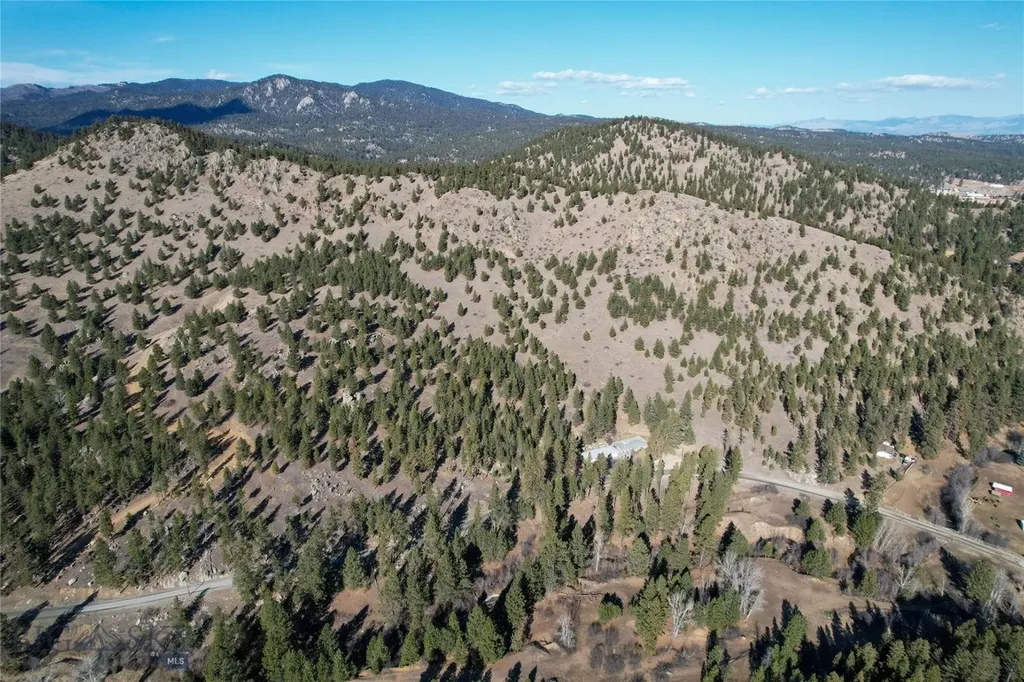 Tract A-2 Clancy Creek Road Clancy MT 59934