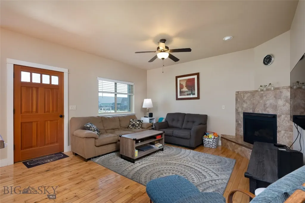996 Saxon Way Bozeman MT 59718