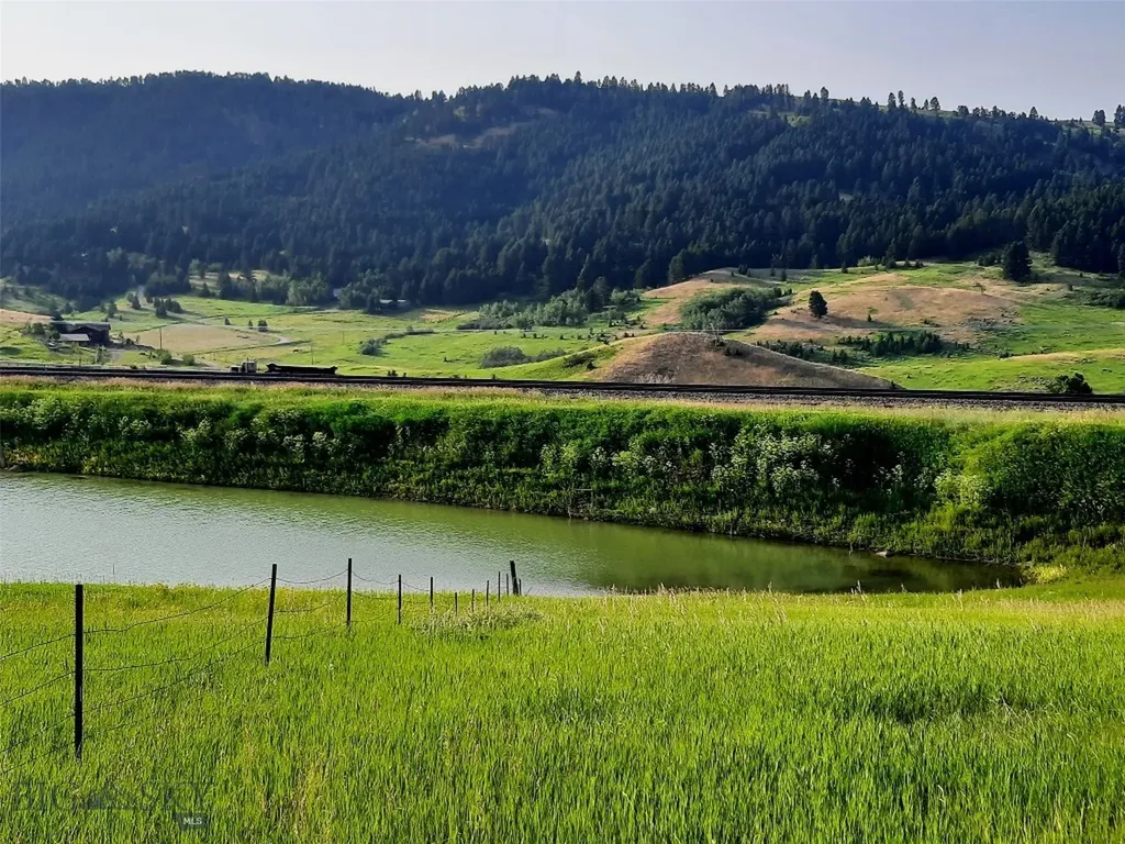 Tbd Lupine Lane Livingston MT 59047