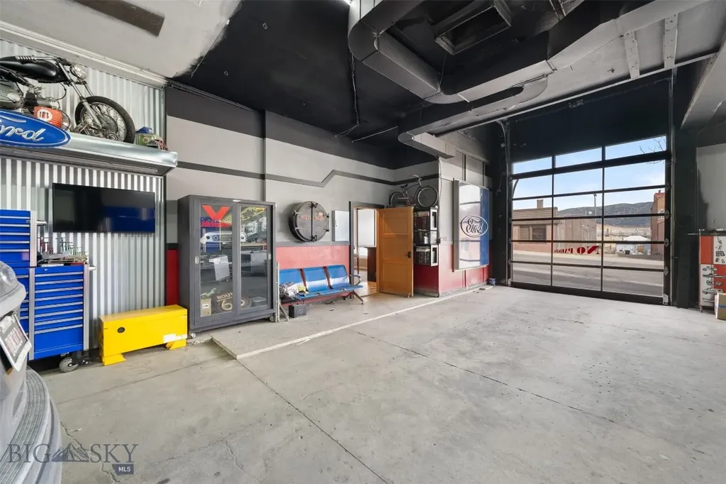 207 S Montana Street Butte MT 59701