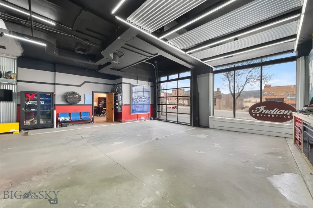 207 S Montana Street Butte MT 59701