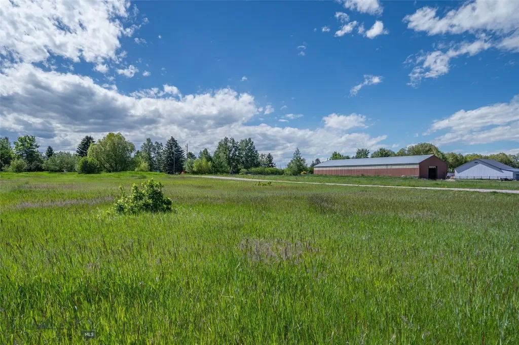 Tbd Golden Buffalo Road Bozeman MT 59715