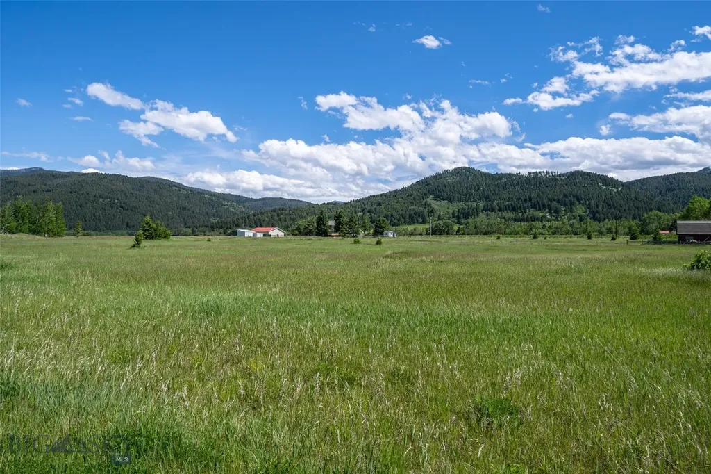 Tbd Golden Buffalo Road Bozeman MT 59715