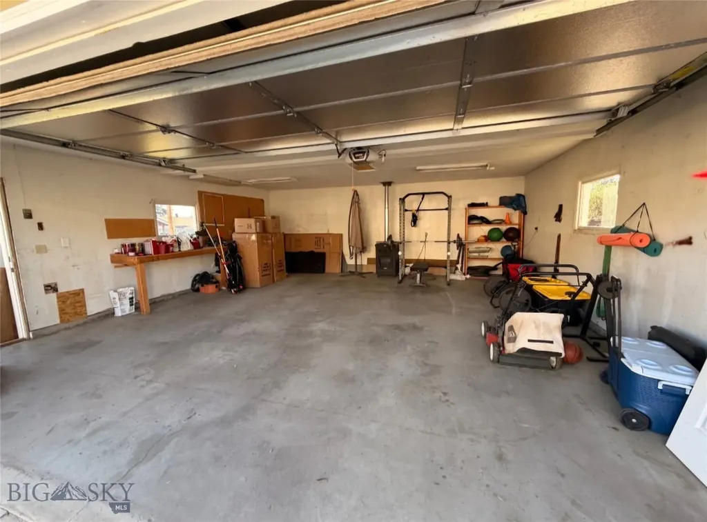 3541 Willoughby Avenue Butte MT 59701