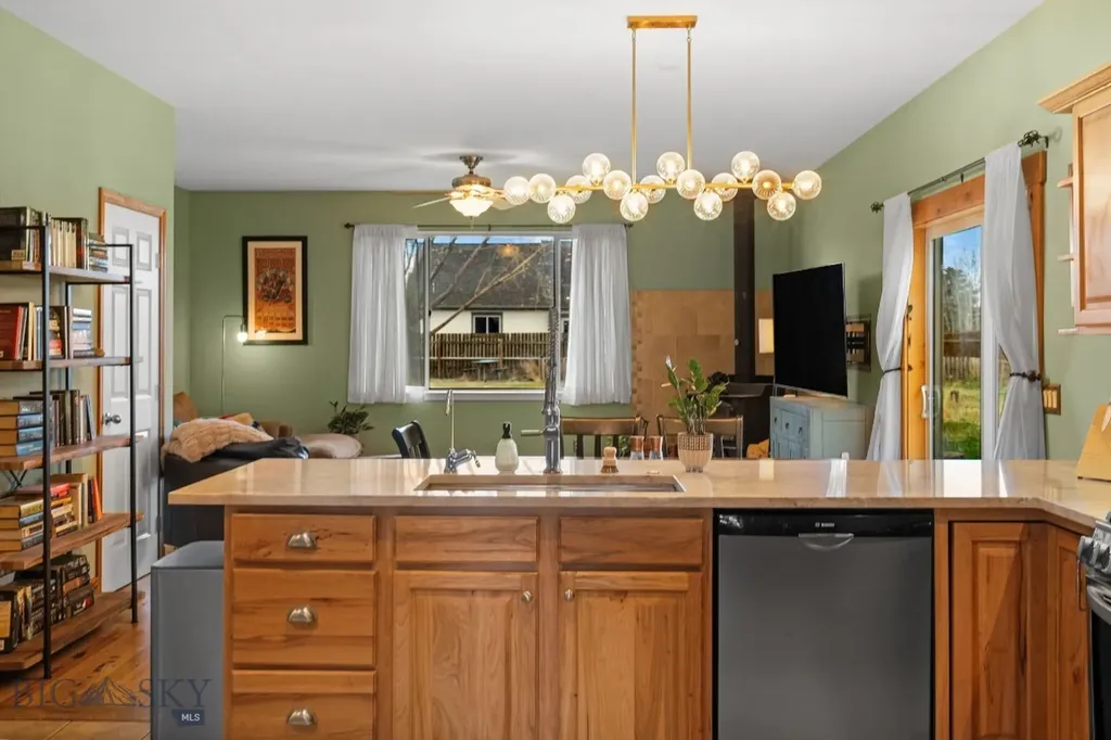 102 W Tobiano Trail Belgrade MT 59714
