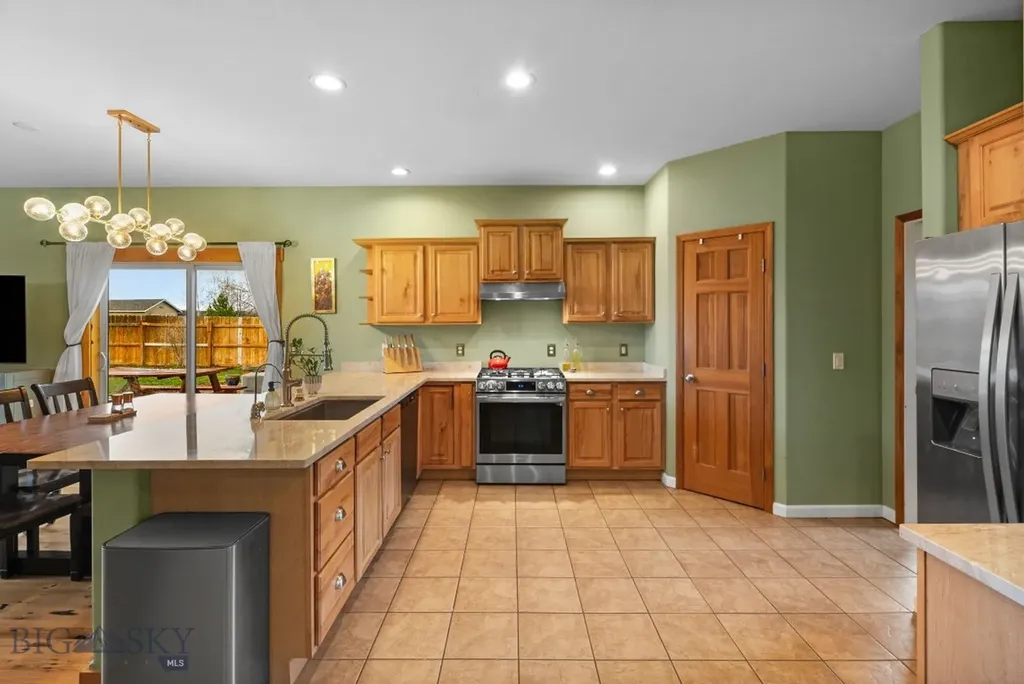 102 W Tobiano Trail Belgrade MT 59714