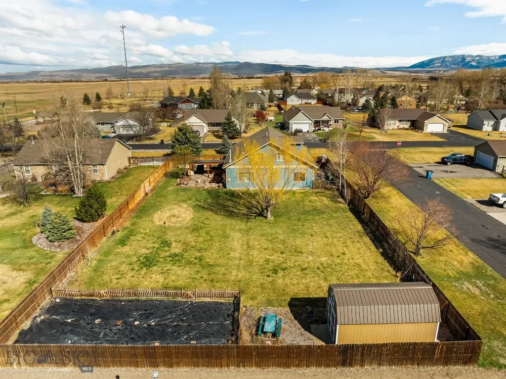 102 W Tobiano Trail Belgrade MT 59714