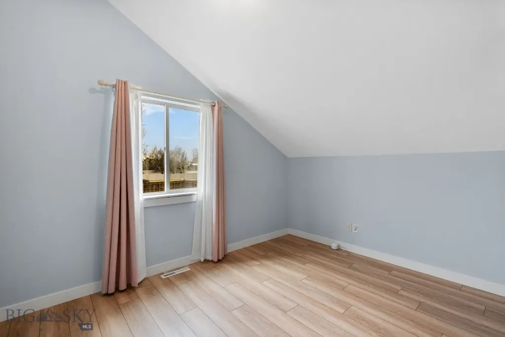 102 W Tobiano Trail Belgrade MT 59714