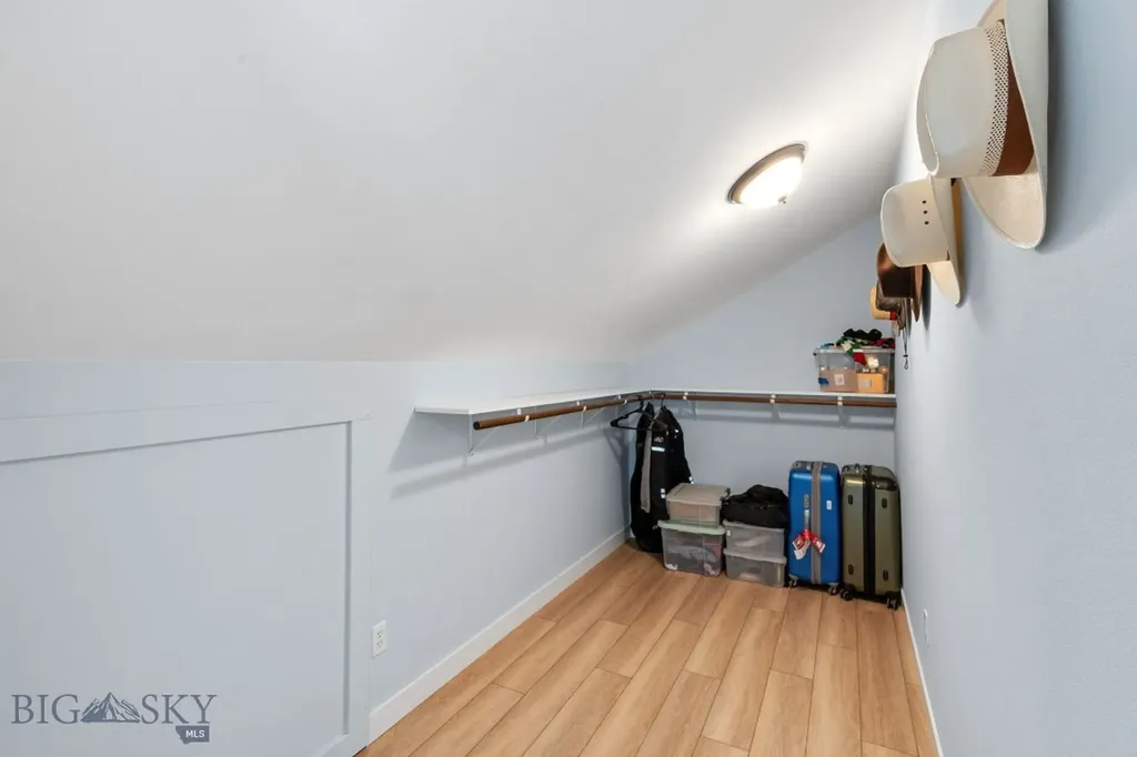 102 W Tobiano Trail Belgrade MT 59714