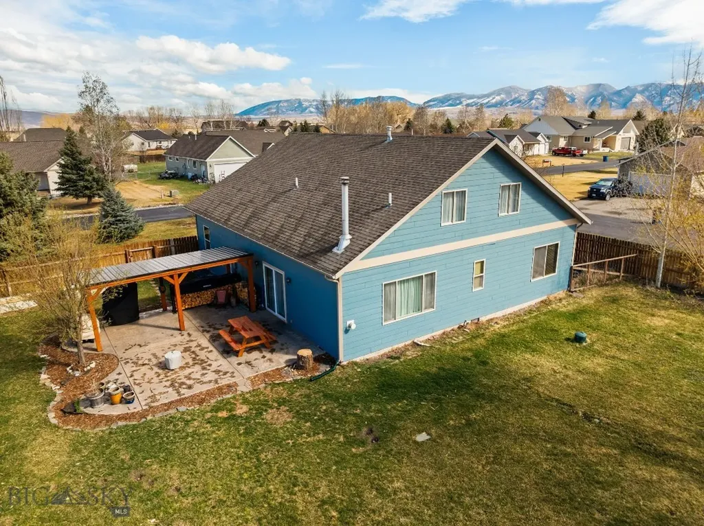 102 W Tobiano Trail Belgrade MT 59714