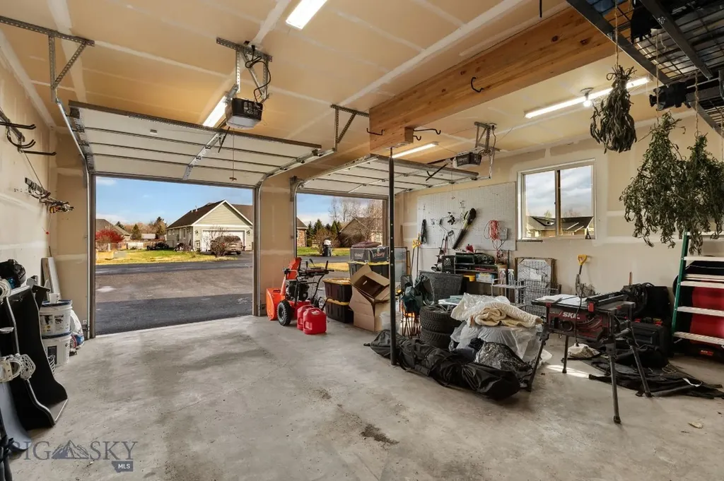 102 W Tobiano Trail Belgrade MT 59714