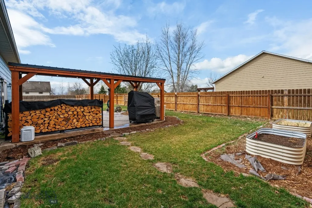 102 W Tobiano Trail Belgrade MT 59714