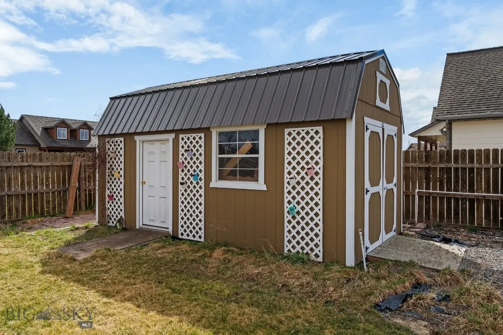 102 W Tobiano Trail Belgrade MT 59714