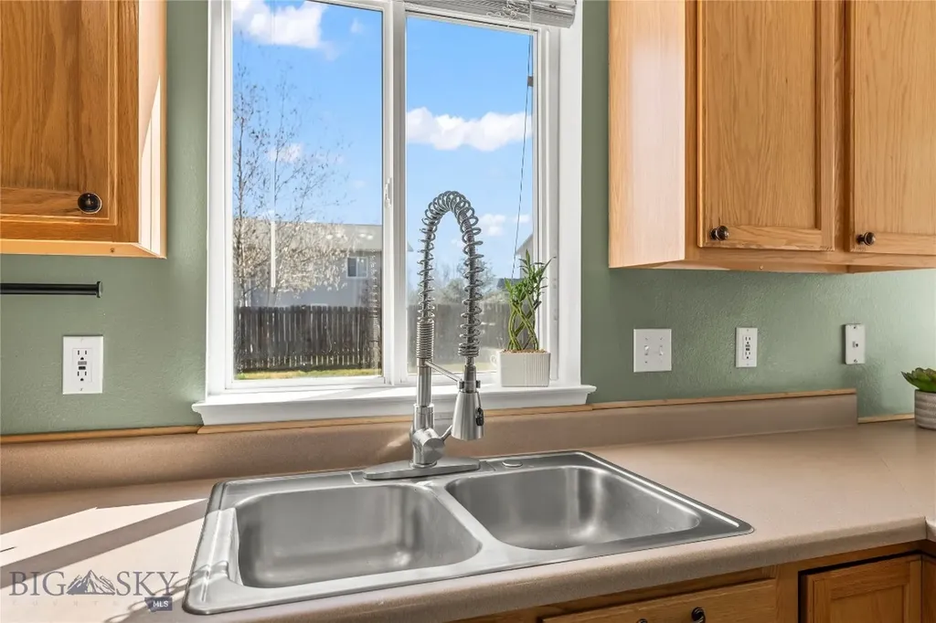 118 Michael Grove Avenue Bozeman MT 59718