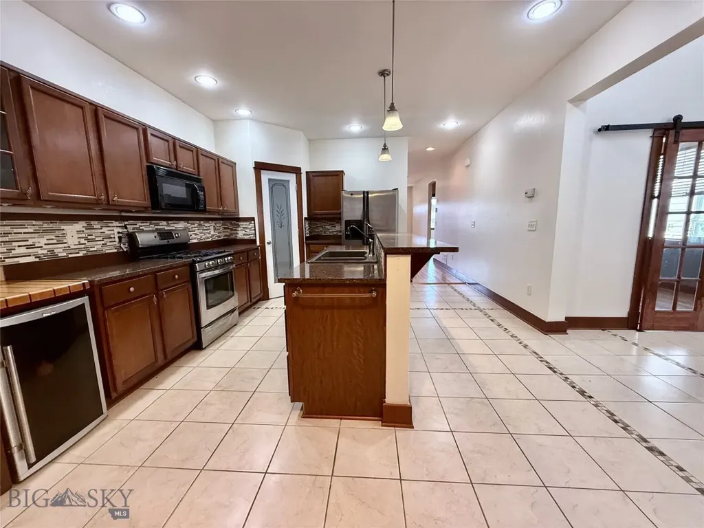 1168 Saxon Bozeman MT 59718