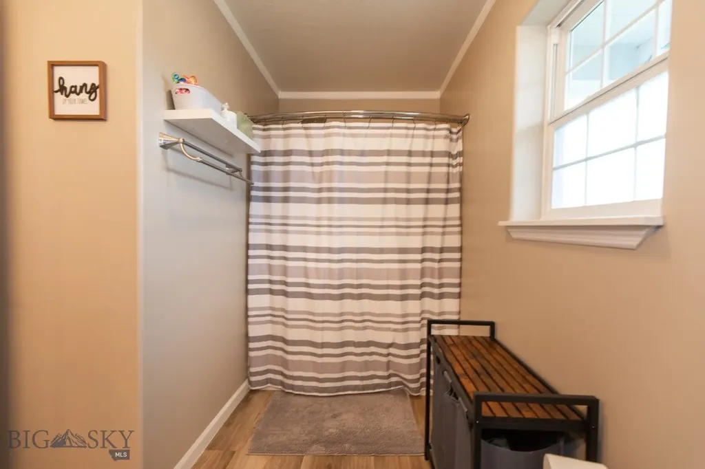 903 Paisley Drive Belgrade MT 59714