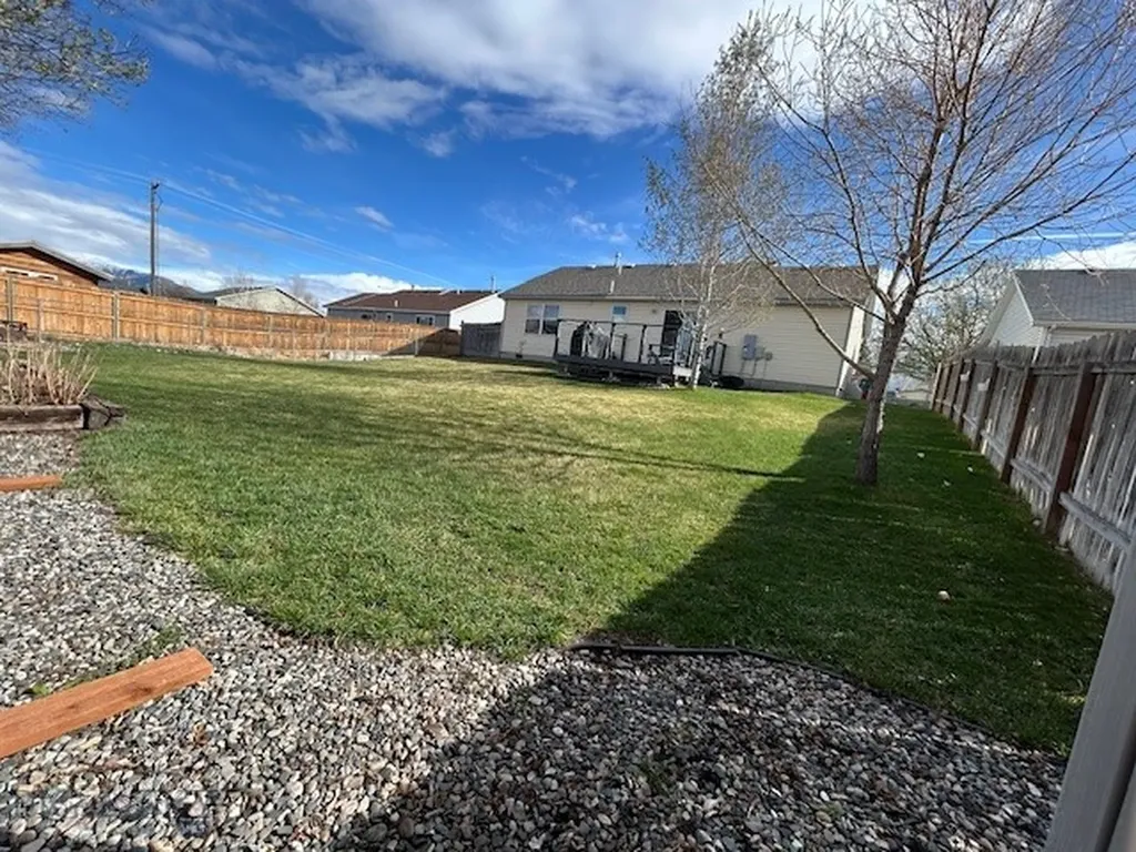 903 Paisley Drive Belgrade MT 59714