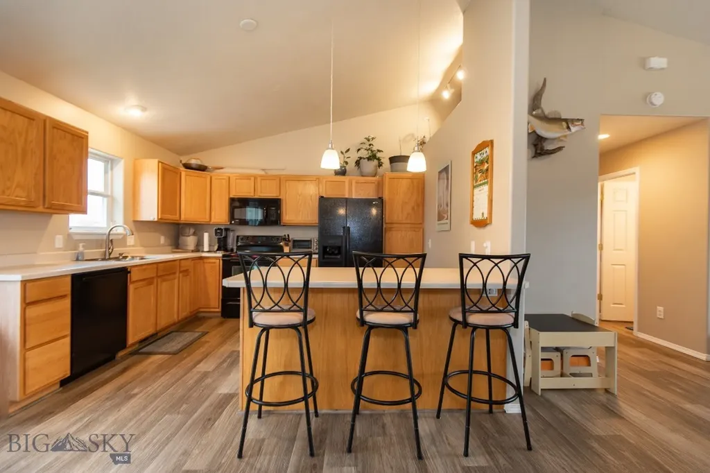 903 Paisley Drive Belgrade MT 59714