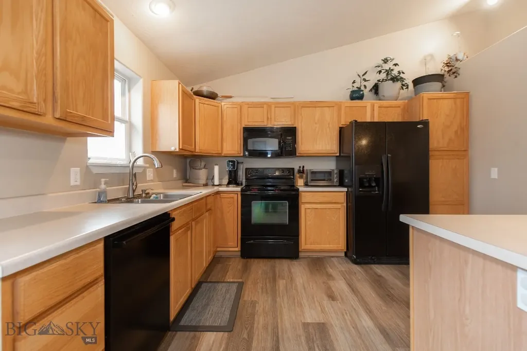 903 Paisley Drive Belgrade MT 59714