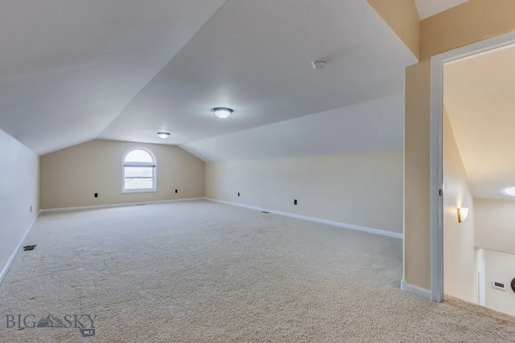 7623 N Leopard Avenue Billings MT 59106