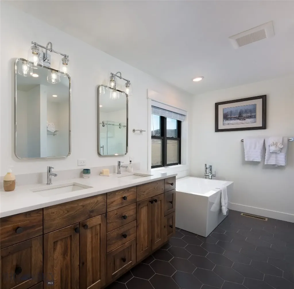 127 Montana Way Ennis MT 59729