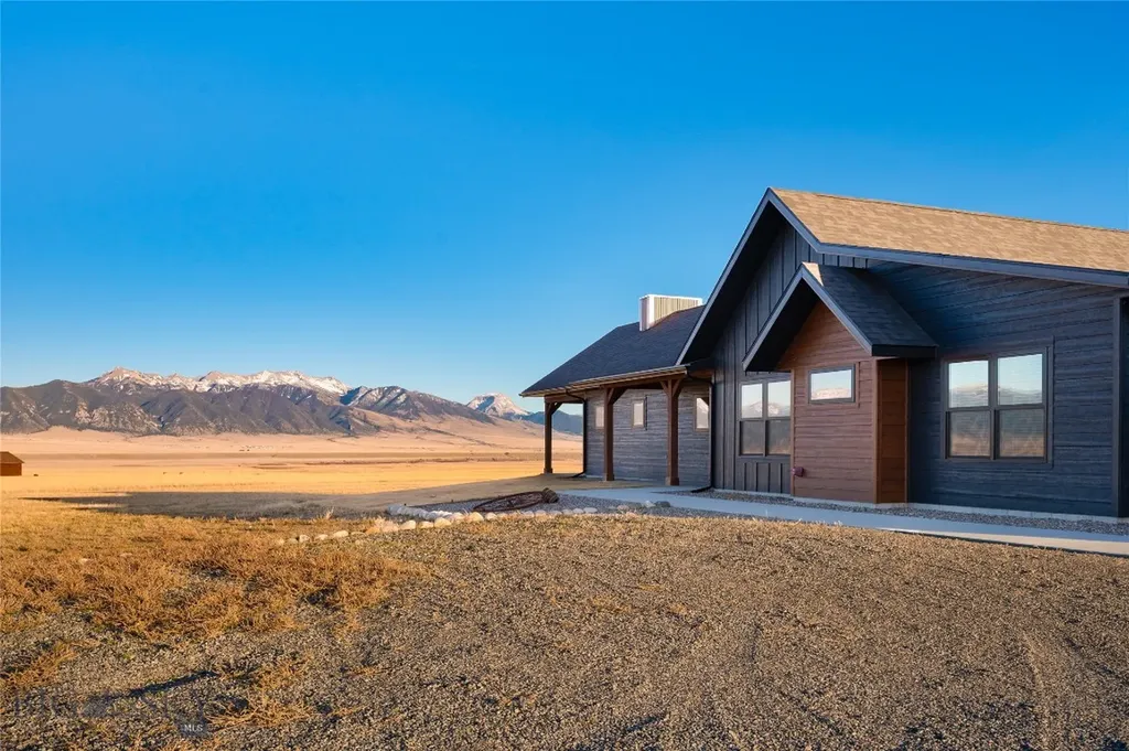 127 Montana Way Ennis MT 59729
