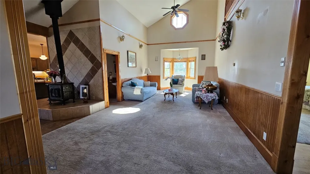 6310 W Dry Creek Road Manhattan MT 59741