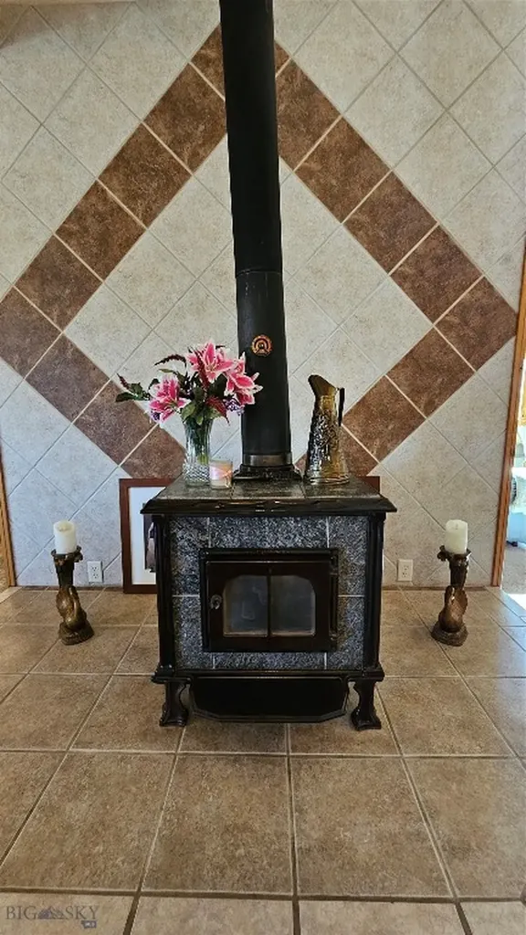 6310 W Dry Creek Road Manhattan MT 59741