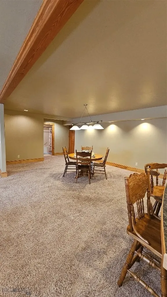 6310 W Dry Creek Road Manhattan MT 59741