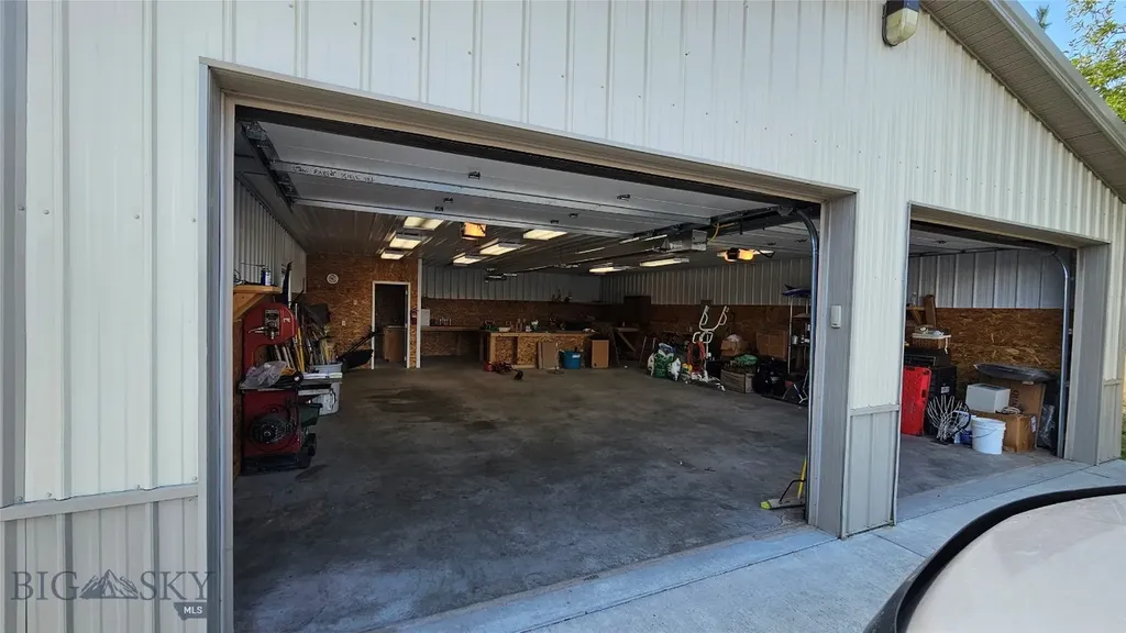 6310 W Dry Creek Road Manhattan MT 59741