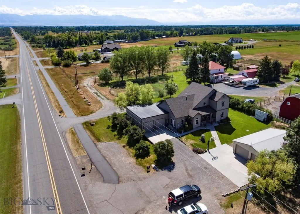6310 W Dry Creek Road Manhattan MT 59741