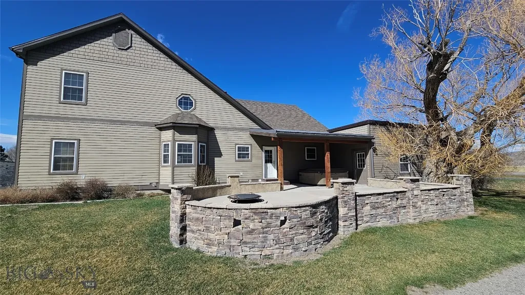 6310 W Dry Creek Road Manhattan MT 59741