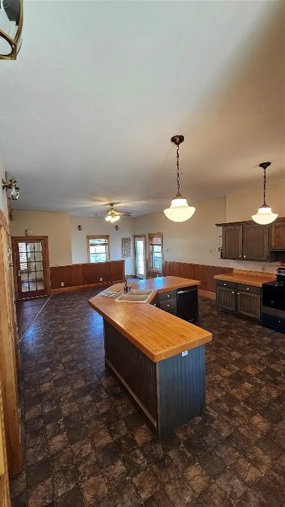 6310 W Dry Creek Road Manhattan MT 59741