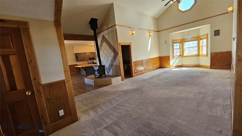 6310 W Dry Creek Road Manhattan MT 59741