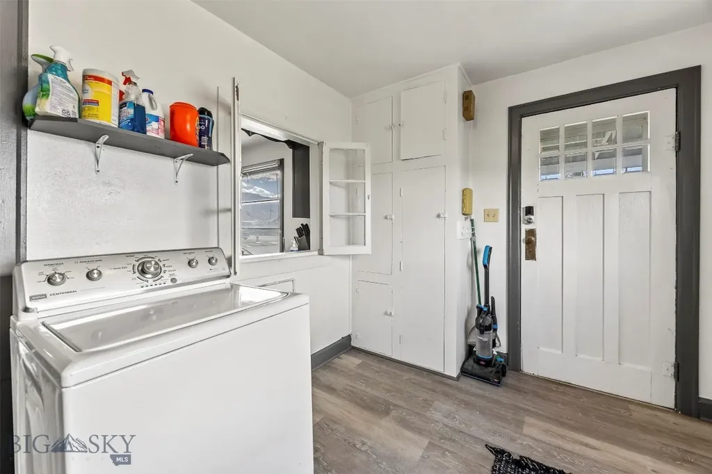 1699 Grand Butte MT 59701