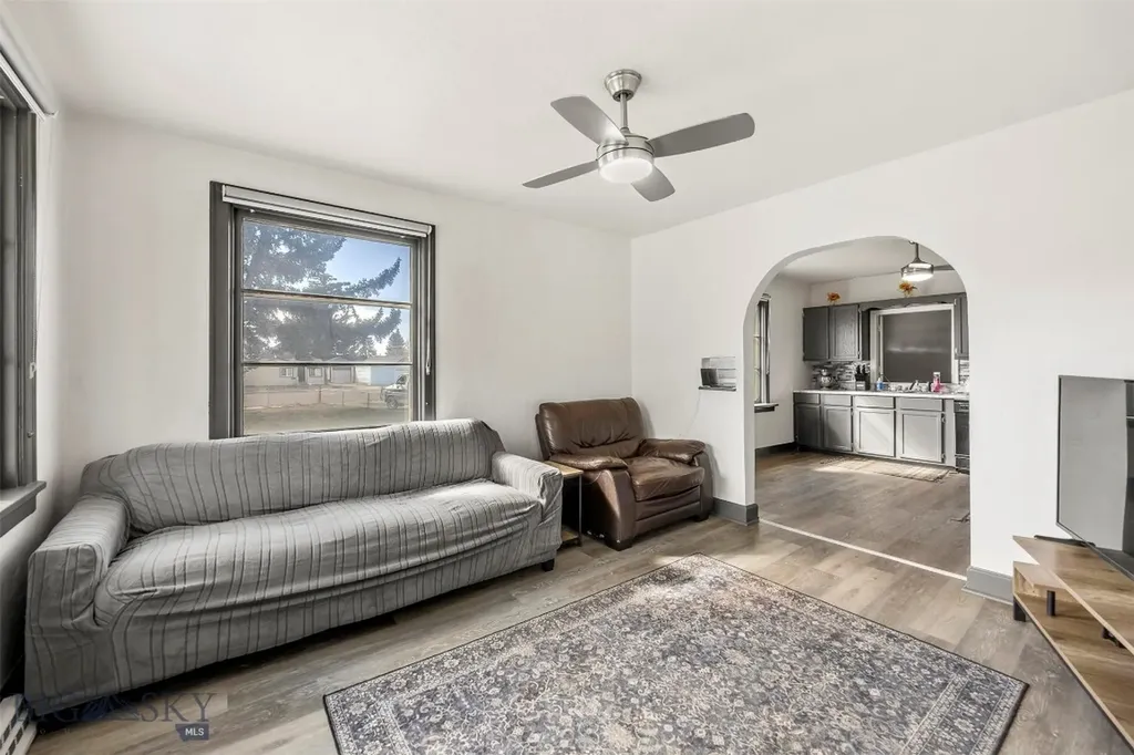 1699 Grand Butte MT 59701