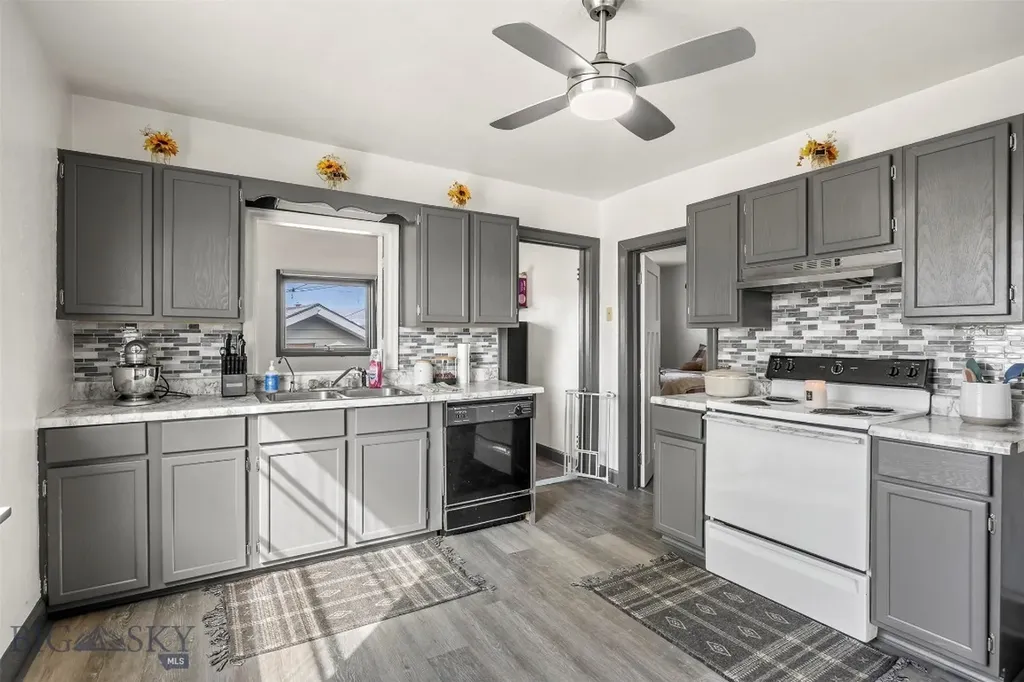 1699 Grand Butte MT 59701