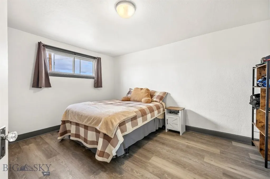 1699 Grand Butte MT 59701