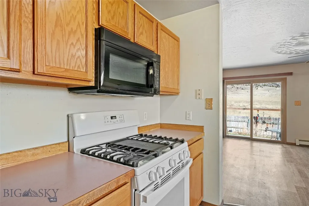 24 Lower Rader Creek Road Whitehall MT 59759