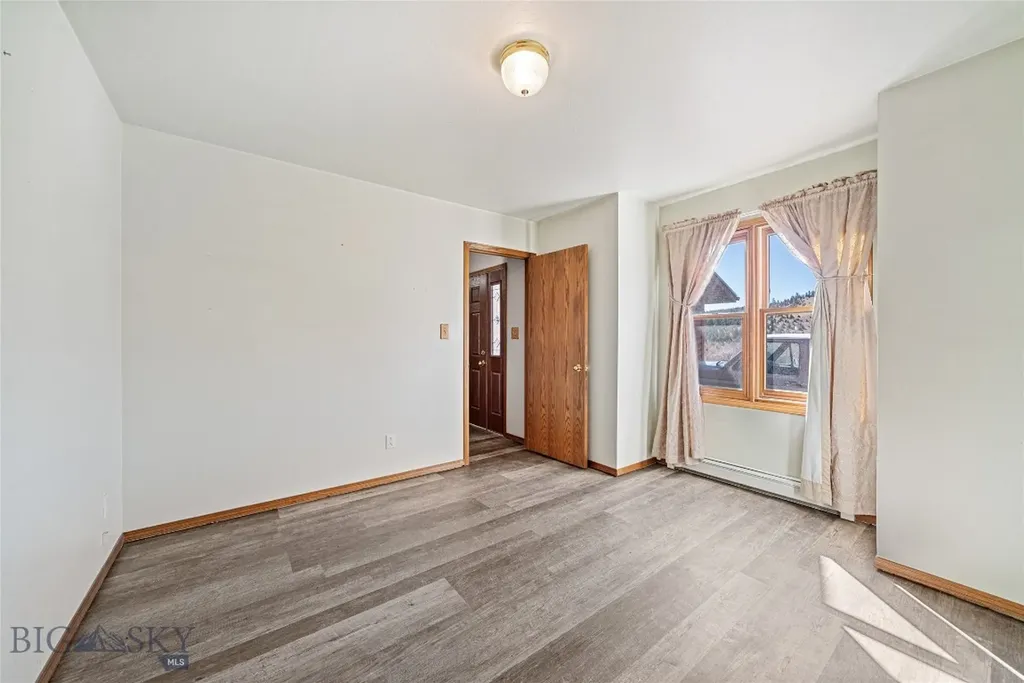 24 Lower Rader Creek Road Whitehall MT 59759