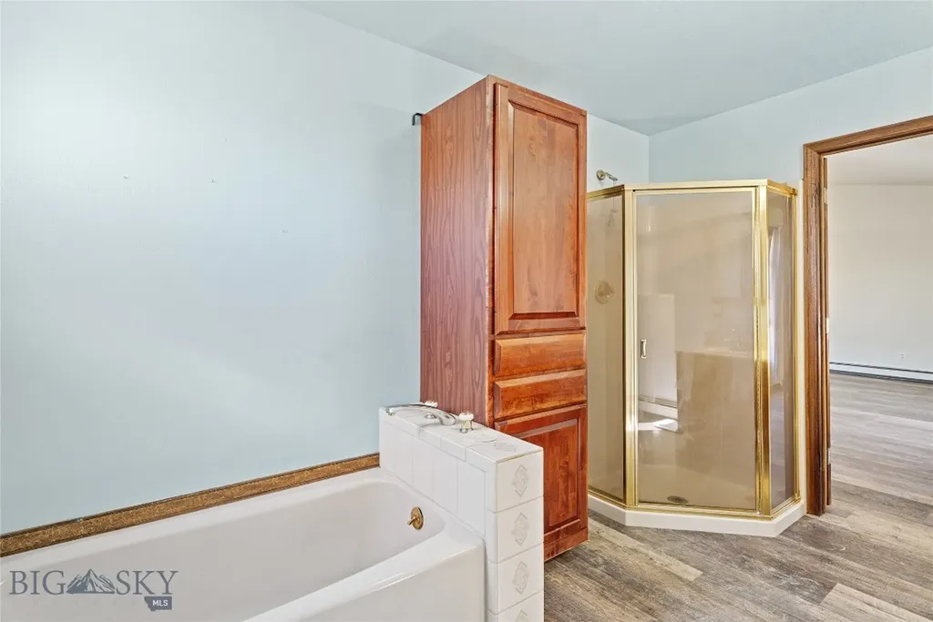 24 Lower Rader Creek Road Whitehall MT 59759