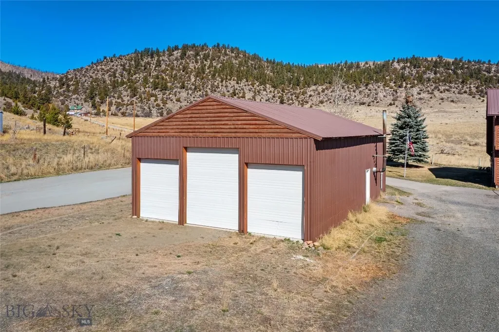 24 Lower Rader Creek Road Whitehall MT 59759