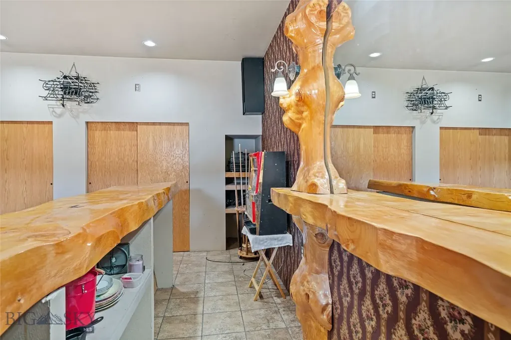 24 Lower Rader Creek Road Whitehall MT 59759