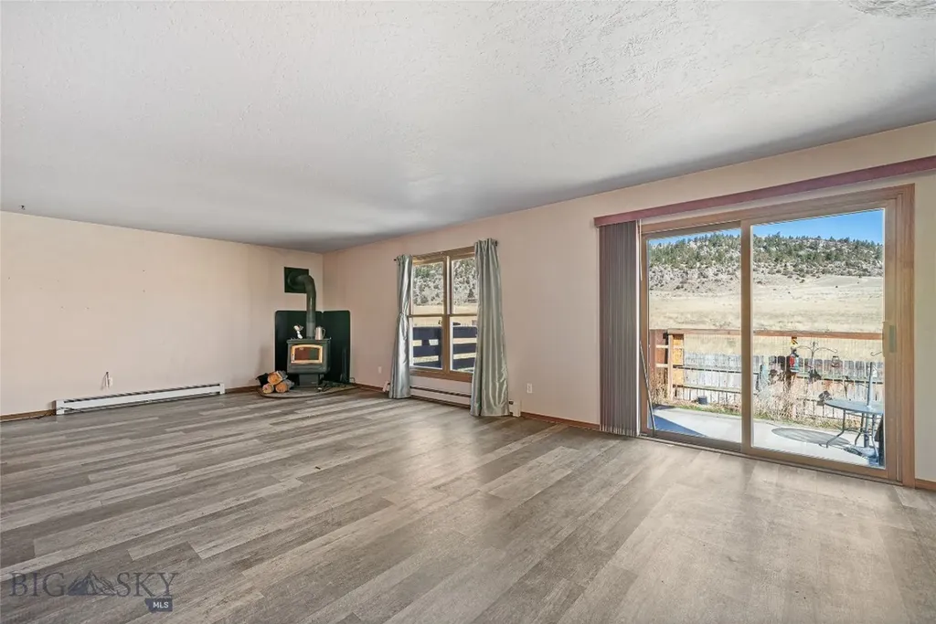 24 Lower Rader Creek Road Whitehall MT 59759