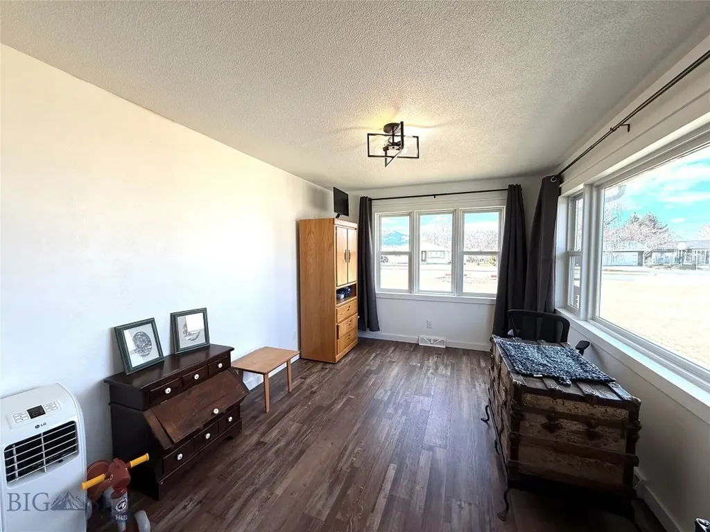 711 Mill Street Deer Lodge MT 59722