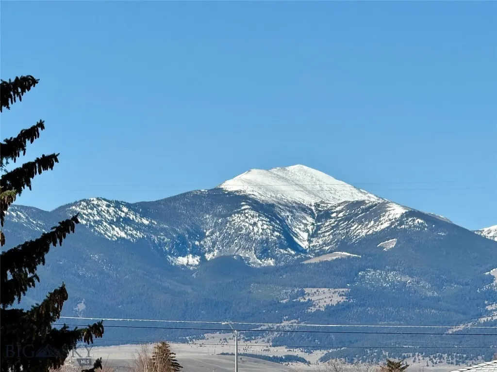 711 Mill Street Deer Lodge MT 59722