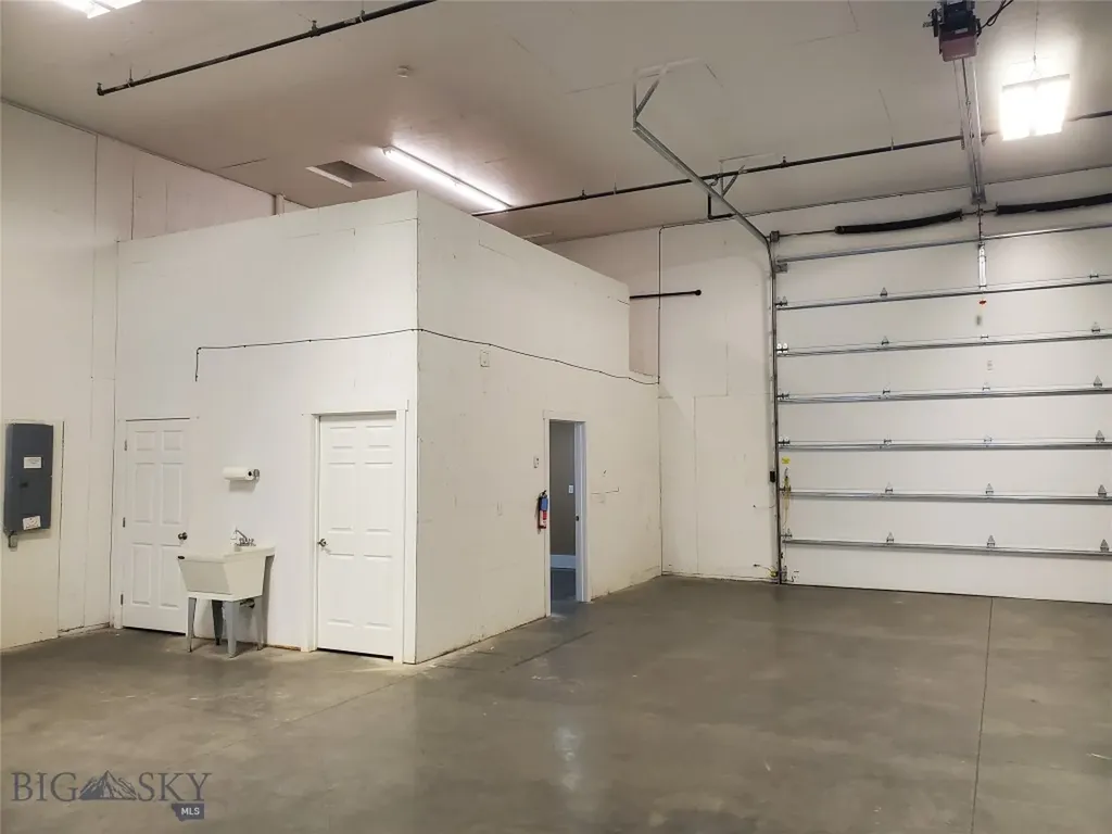 170 Skyway Belgrade MT 59714
